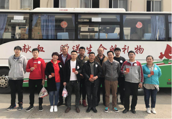 1522369290360635.png blob.png